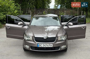 Ліфтбек Skoda Superb 2011 в Звягелі