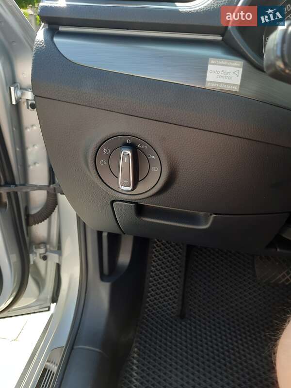 Универсал Skoda Superb 2019 в Ужгороде