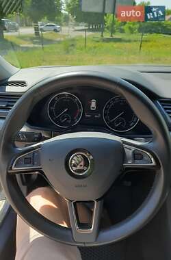 Универсал Skoda Superb 2019 в 
