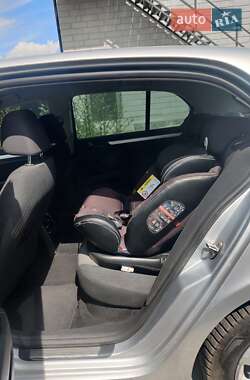 Лифтбек Skoda Superb 2013 в 