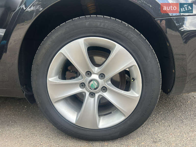 Универсал Skoda Superb 2012 в Южноукраинске