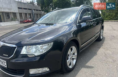 Универсал Skoda Superb 2012 в Южноукраинске