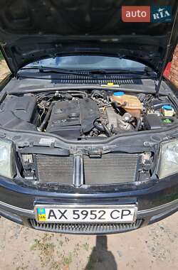 Лифтбек Skoda Superb 2004 в 