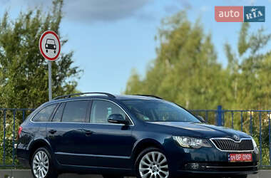 Универсал Skoda Superb 2015 в 
