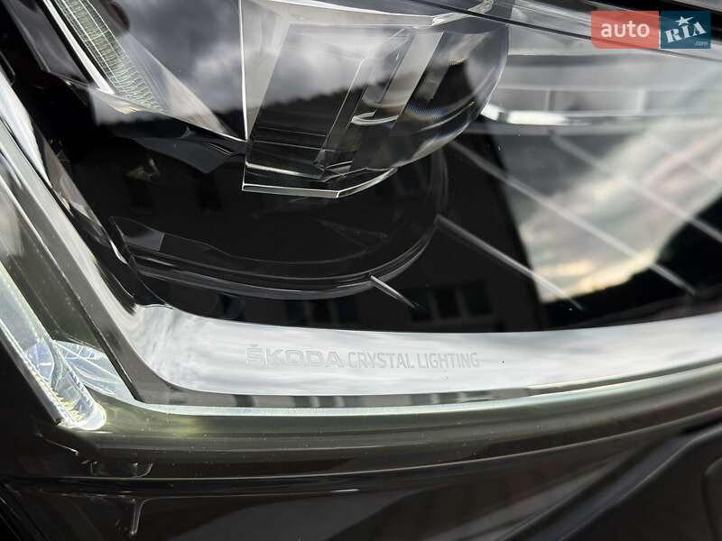 Универсал Skoda Superb 2021 в Луцке