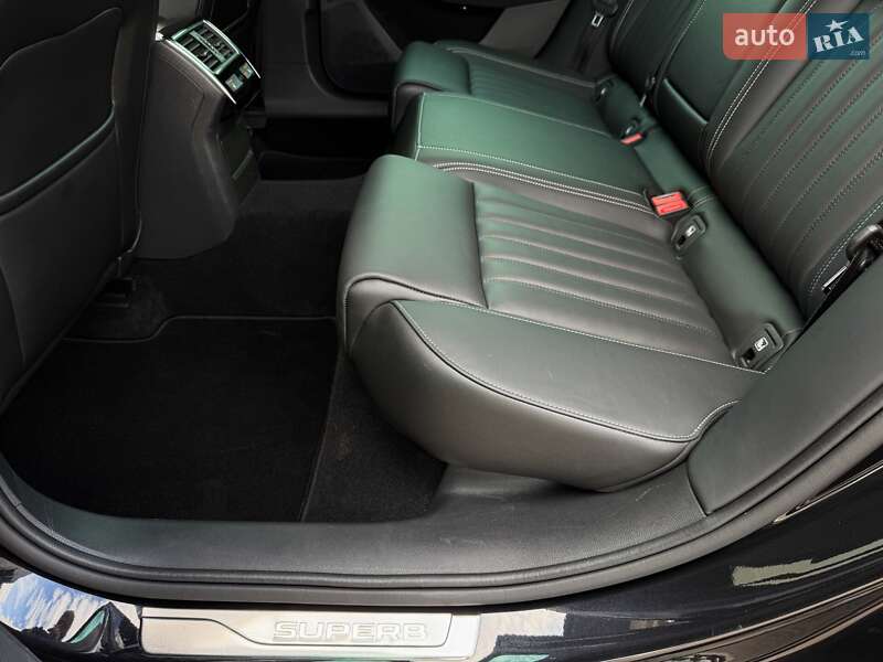 Универсал Skoda Superb 2021 в Луцке