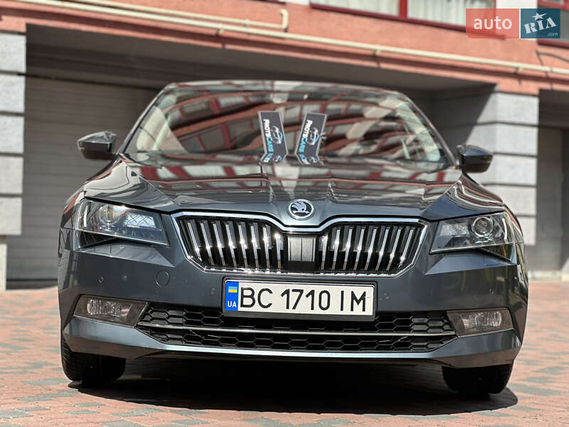 Ліфтбек Skoda Superb 2015 в Івано-Франківську