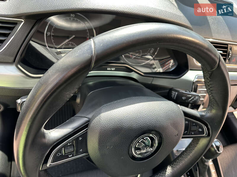 Ліфтбек Skoda Superb 2015 в Івано-Франківську