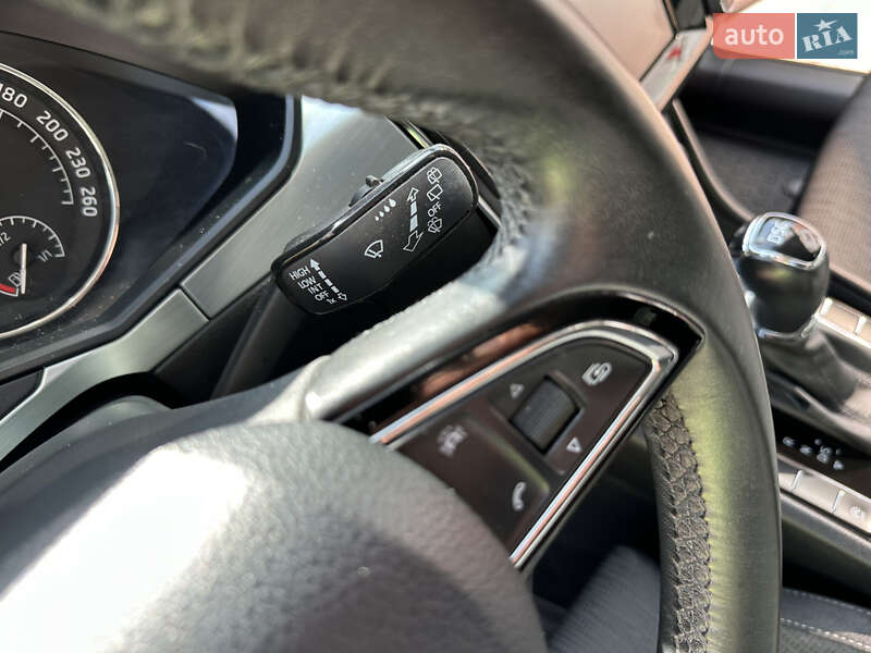 Ліфтбек Skoda Superb 2015 в Івано-Франківську