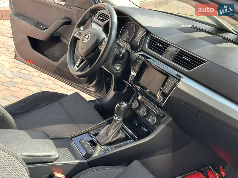 Ліфтбек Skoda Superb 2015 в Івано-Франківську