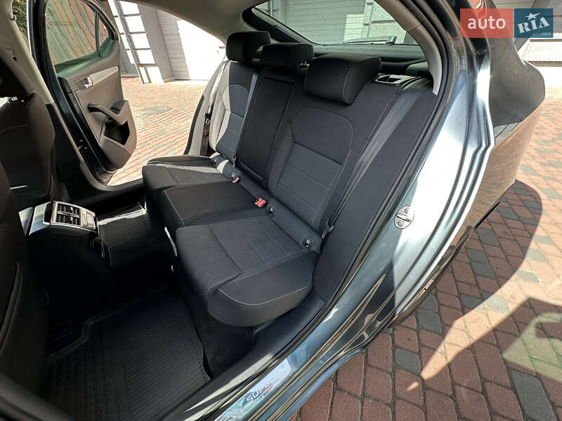 Ліфтбек Skoda Superb 2015 в Івано-Франківську