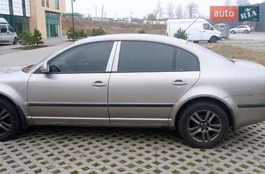 Лифтбек Skoda Superb 2008 в 
