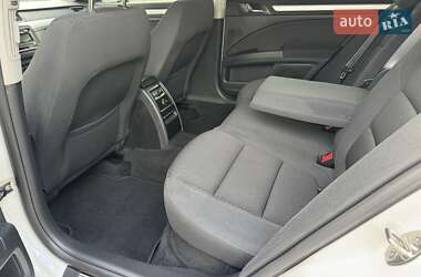 Лифтбек Skoda Superb 2013 в 