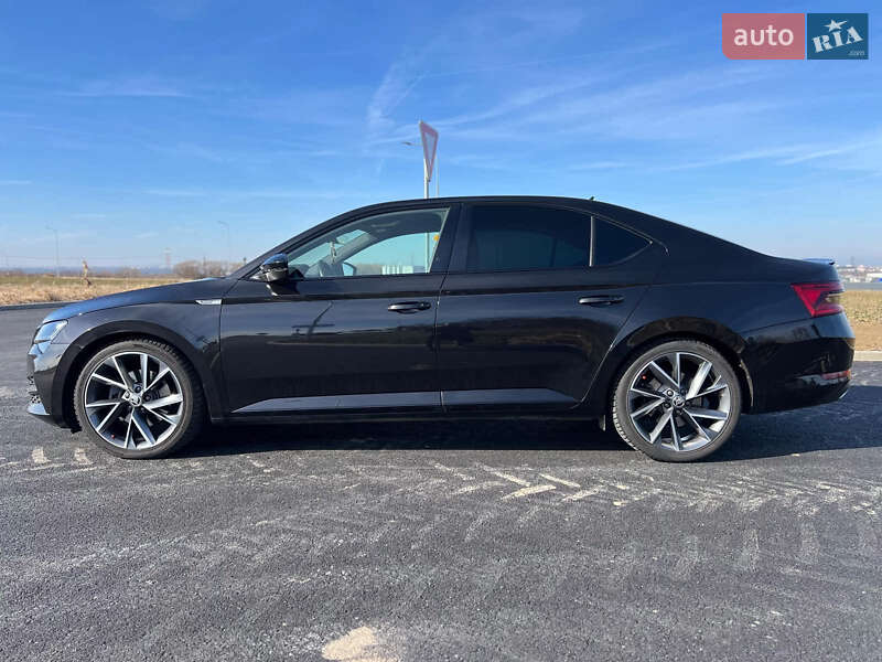 Ліфтбек Skoda Superb 2020 в Ужгороді
