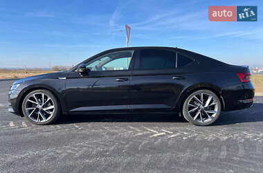 Лифтбек Skoda Superb 2020 в 