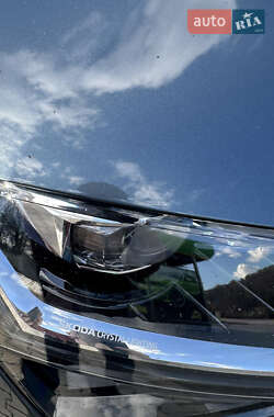 Лифтбек Skoda Superb 2020 в 
