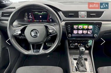 Лифтбек Skoda Superb 2020 в 