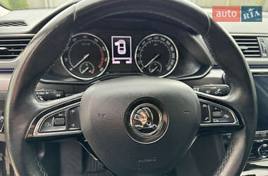 Лифтбек Skoda Superb 2017 в 