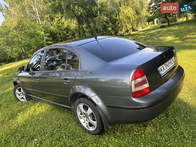 Skoda Superb 2008