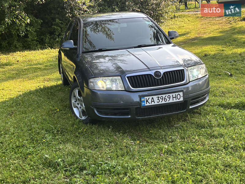 Лифтбек Skoda Superb 2008 в Корце