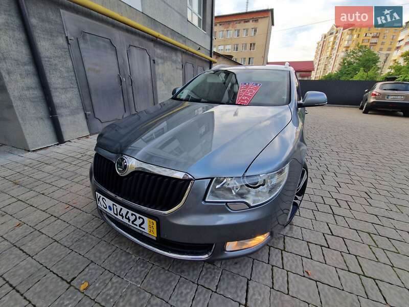 Универсал Skoda Superb 2010 в Ивано-Франковске
