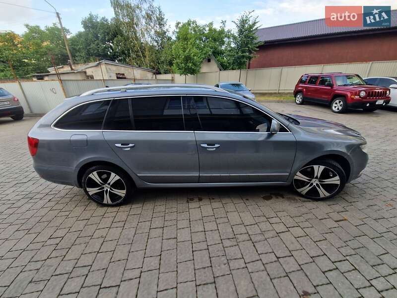 Универсал Skoda Superb 2010 в Ивано-Франковске