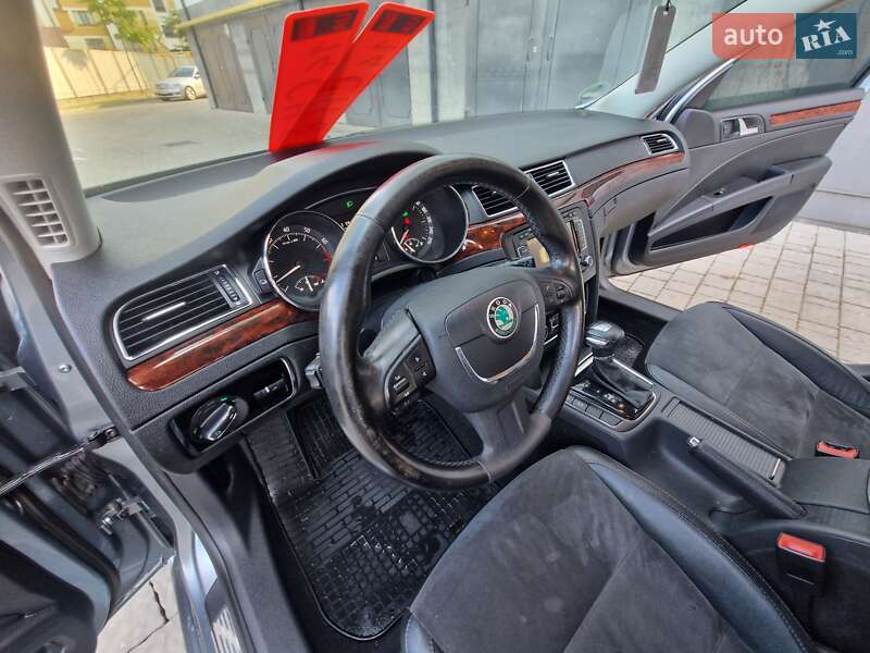 Универсал Skoda Superb 2010 в Ивано-Франковске