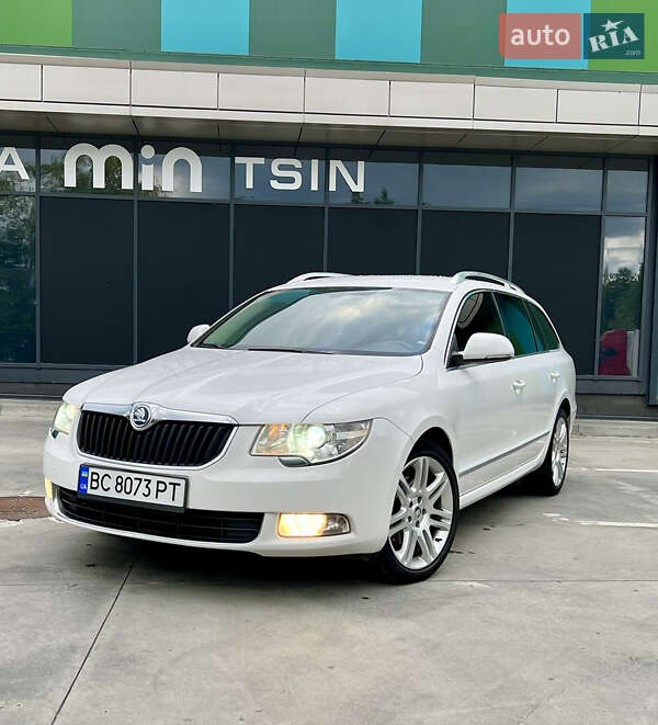Универсал Skoda Superb 2010 в 