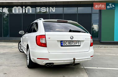 Универсал Skoda Superb 2010 в 
