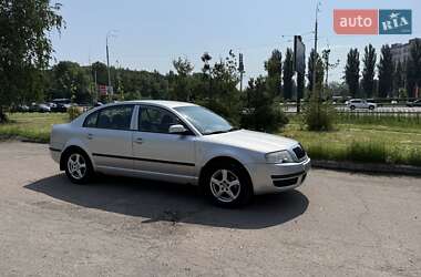 Ліфтбек Skoda Superb 2006 в Києві