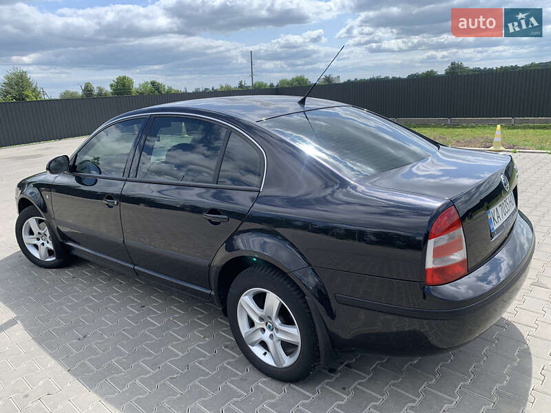 Skoda Superb 2007