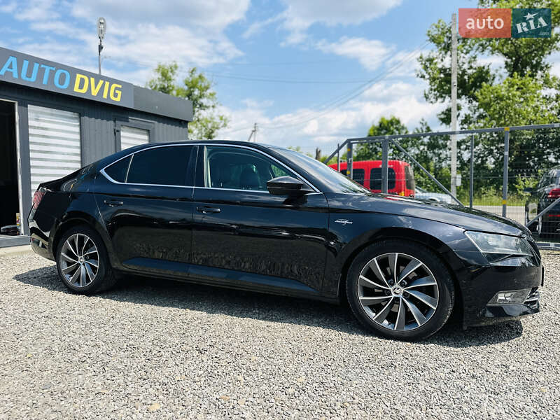 Лифтбек Skoda Superb 2017 в Иршаве