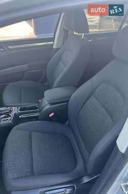 Универсал Skoda Superb 2015 в 