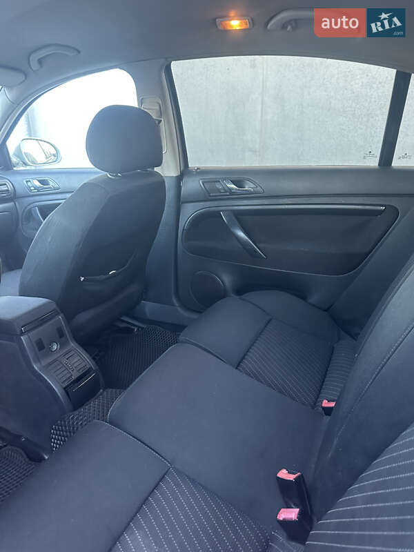 Лифтбек Skoda Superb 2006 в Одессе фото 5 Лифтбек Skoda Superb 2006 в Одессе