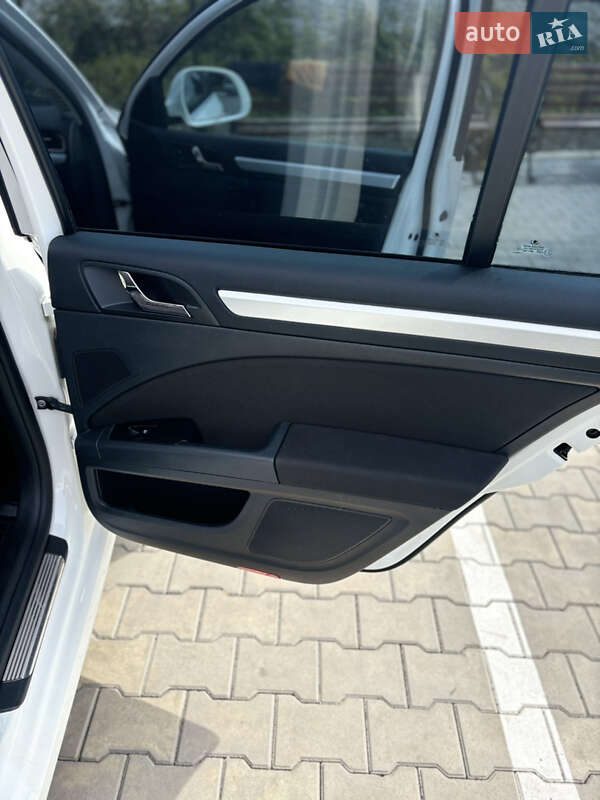 Ліфтбек Skoda Superb 2014 в Виноградові