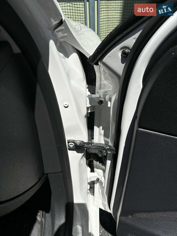 Ліфтбек Skoda Superb 2014 в Виноградові