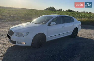 Лифтбек Skoda Superb 2009 в 