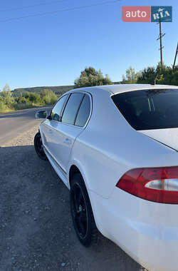 Лифтбек Skoda Superb 2009 в 
