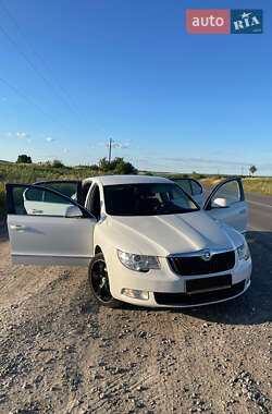 Лифтбек Skoda Superb 2009 в Львове