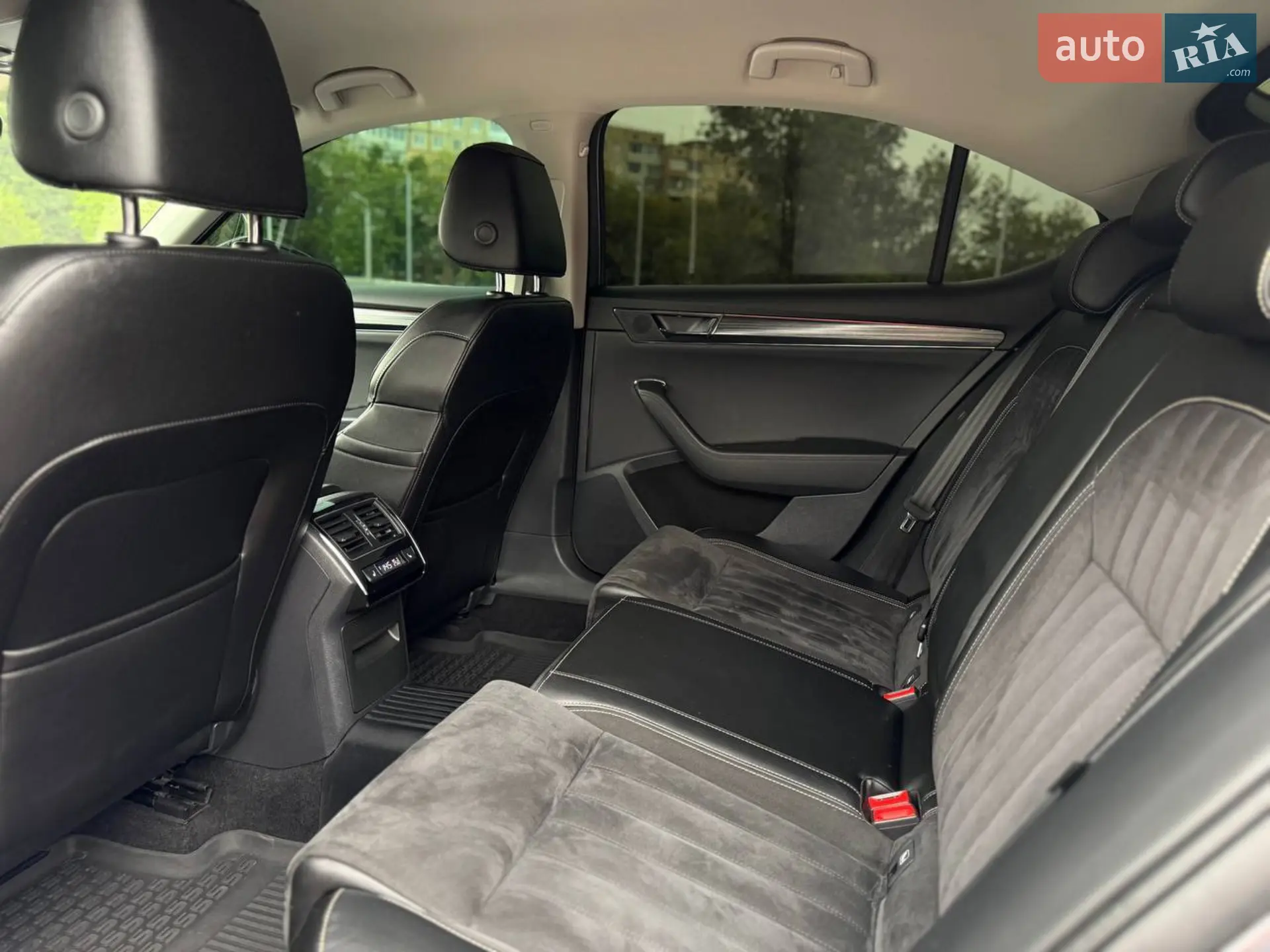 2021 Skoda Superb - мініатюра 21