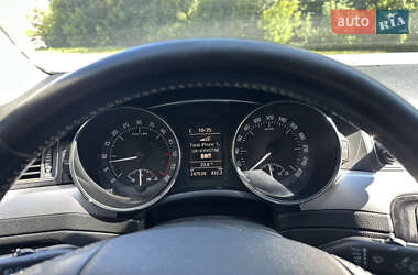 Лифтбек Skoda Superb 2012 в 