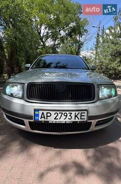 Лифтбек Skoda Superb 2005 в 