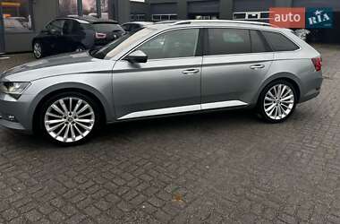 Универсал Skoda Superb 2016 в 