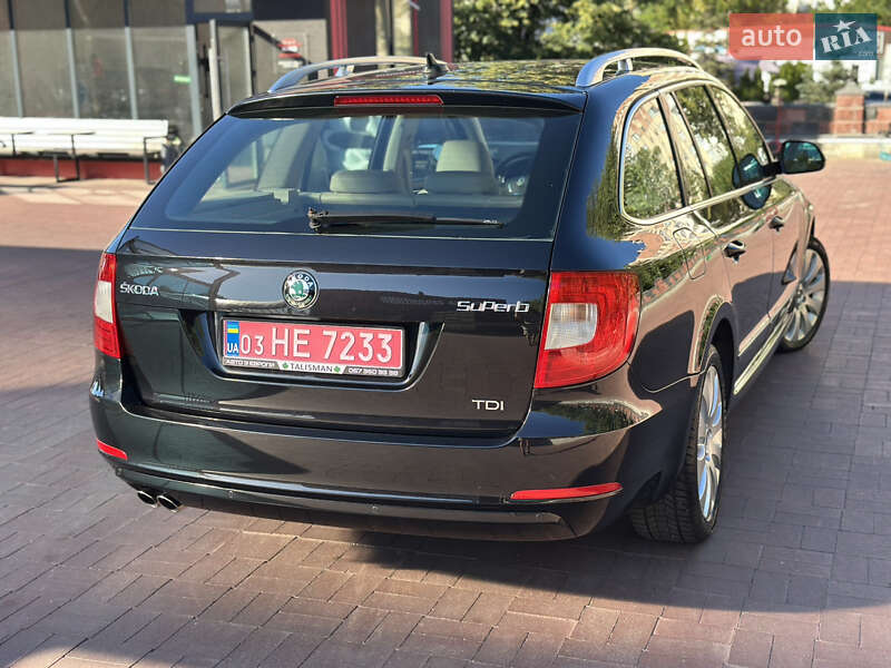 Универсал Skoda Superb 2012 в Ровно