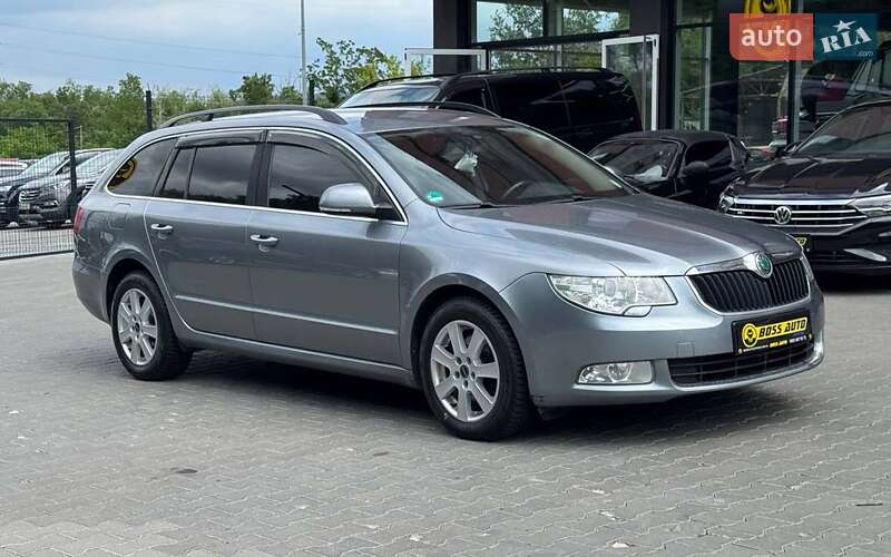 Skoda Superb 2012