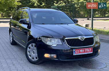 Універсал Skoda Superb 2010 в Луцьку