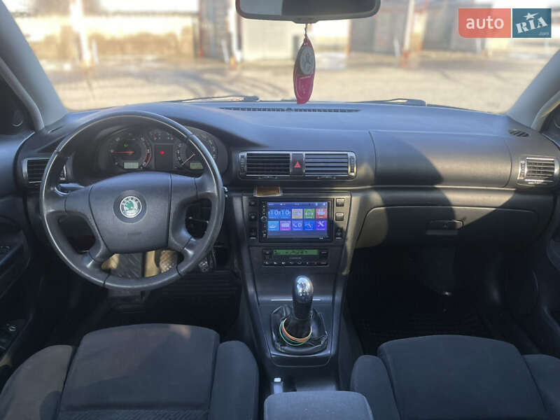 Лифтбек Skoda Superb 2006 в Мукачево