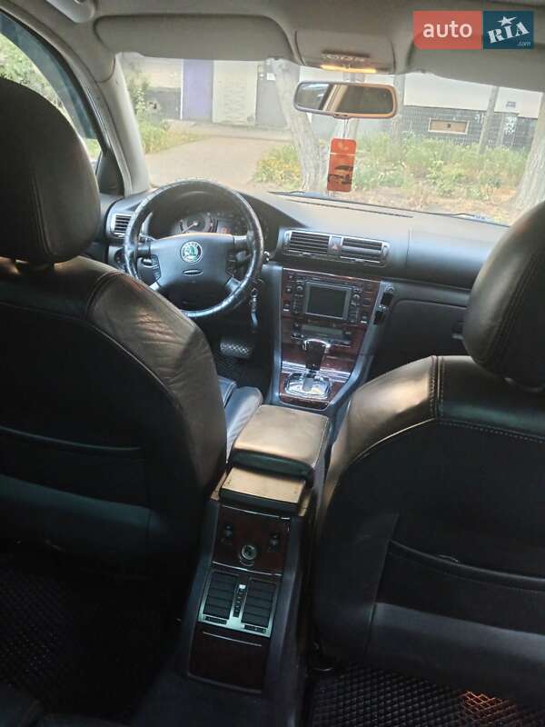 Лифтбек Skoda Superb 2005 в Одессе