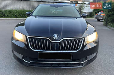 Ліфтбек Skoda Superb 2015 в Києві