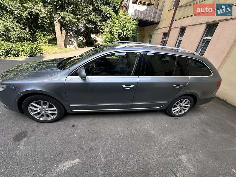 Универсал Skoda Superb 2012 в Хмельницком